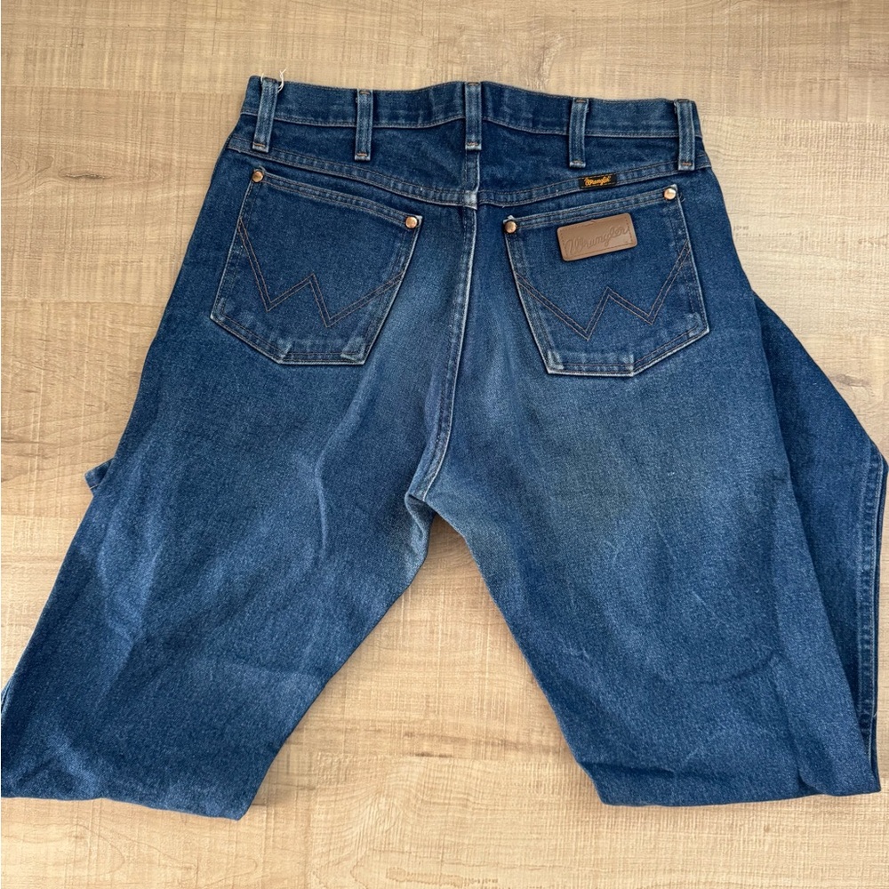 Wrangler Relaxed Fit Dark Blue Jeans